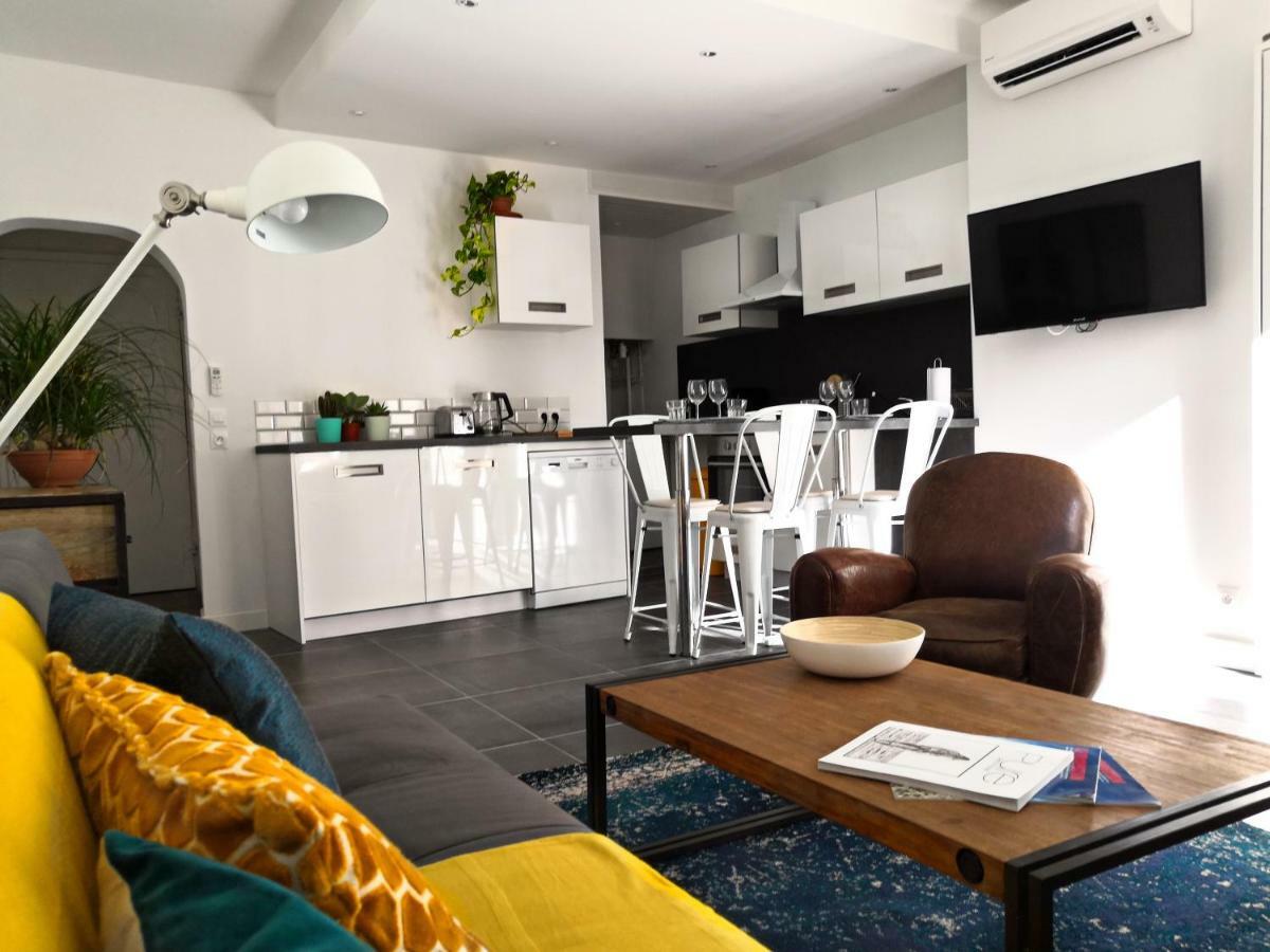 Beautifully Bright Apartment In Old Town Сен-Тропе Екстер'єр фото