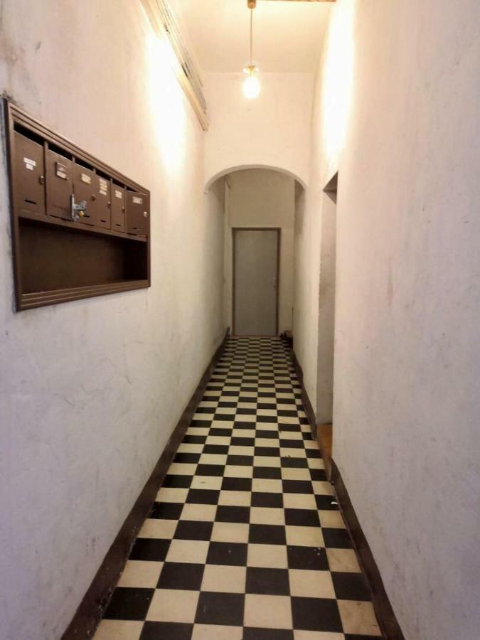 Beautifully Bright Apartment In Old Town Сен-Тропе Екстер'єр фото